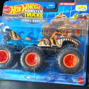 Hot Wheels Monster Trucks Tiger Shark Tow-truck Big Rigs 6 Wheeler
